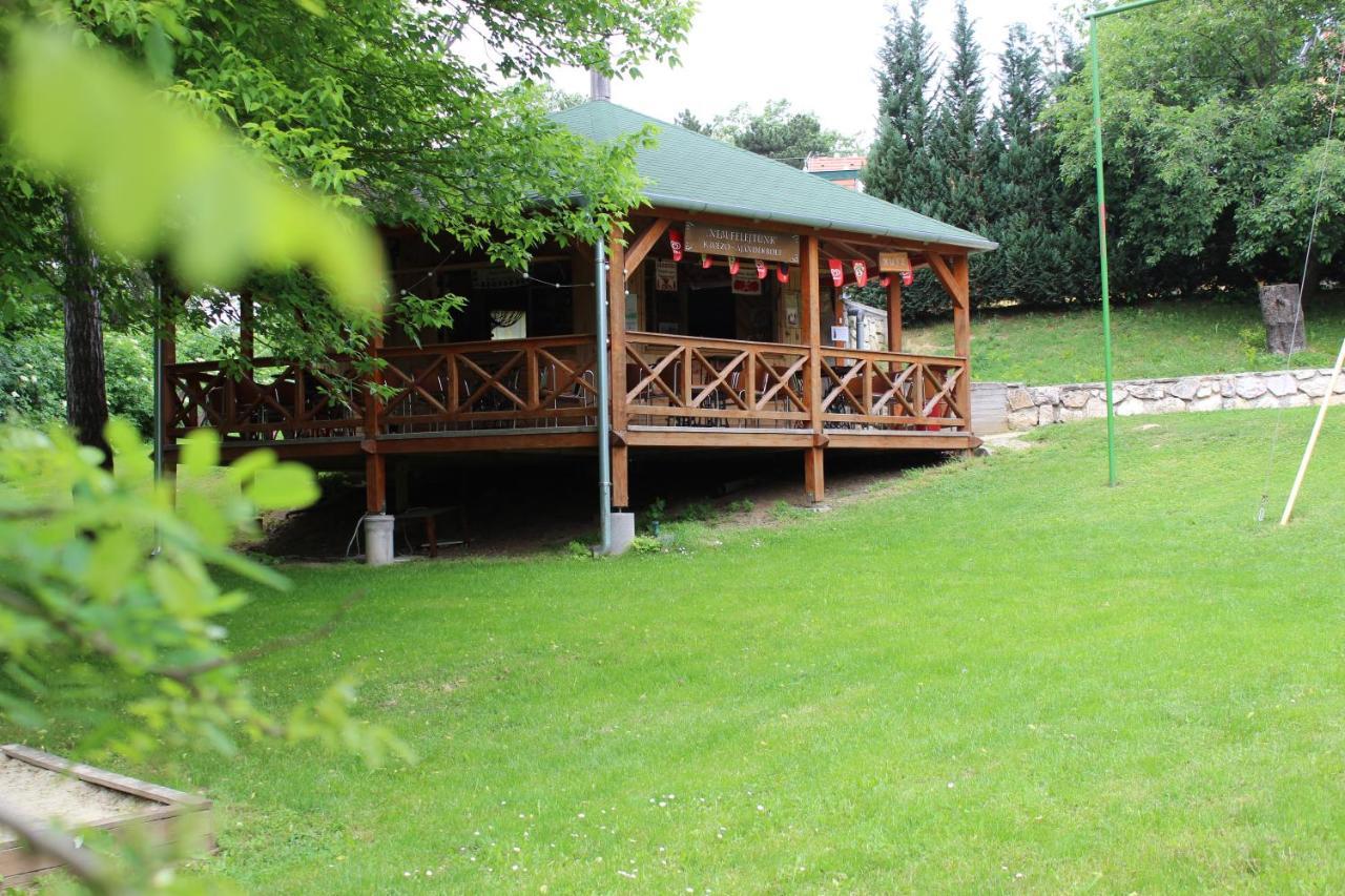Bed and Breakfast Nagy-Magyarorszag Park Isztimér Zewnętrze zdjęcie