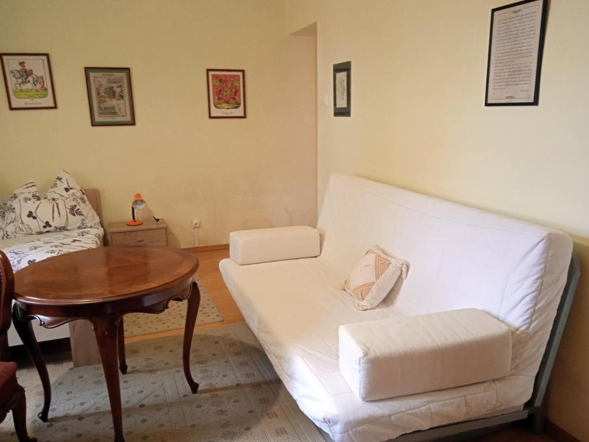 Bed and Breakfast Nagy-Magyarorszag Park Isztimér Zewnętrze zdjęcie