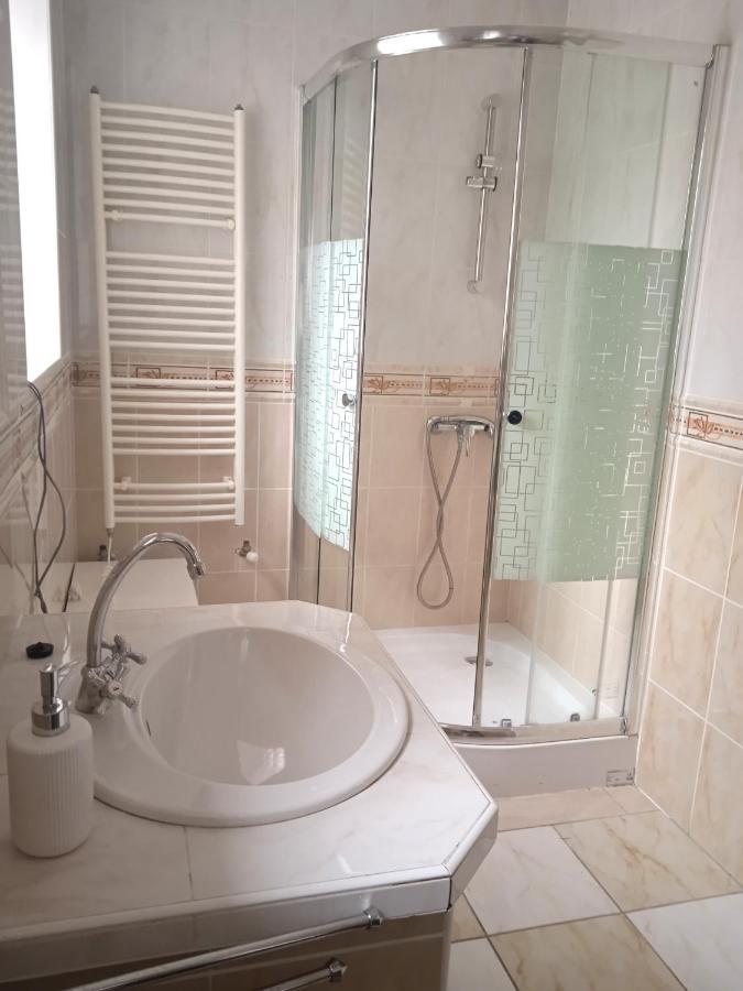 Bed and Breakfast Nagy-Magyarorszag Park Isztimér Zewnętrze zdjęcie