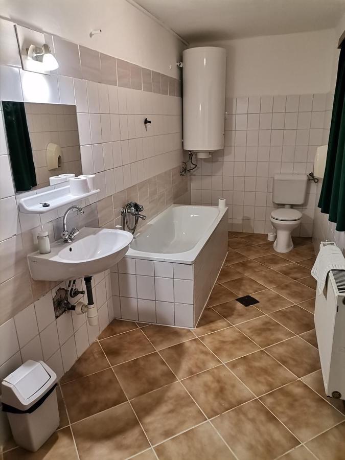 Bed and Breakfast Nagy-Magyarorszag Park Isztimér Zewnętrze zdjęcie