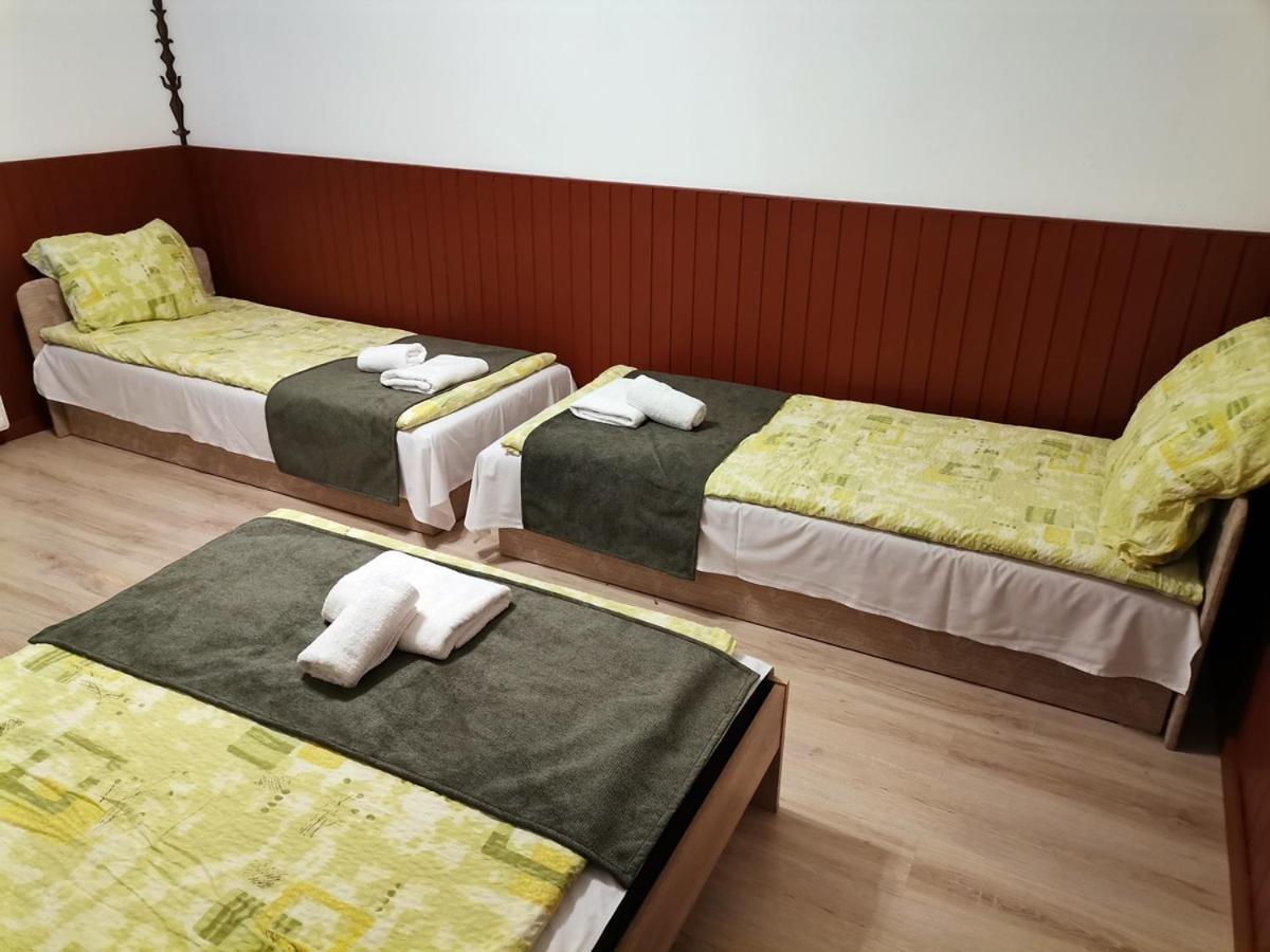 Bed and Breakfast Nagy-Magyarorszag Park Isztimér Zewnętrze zdjęcie